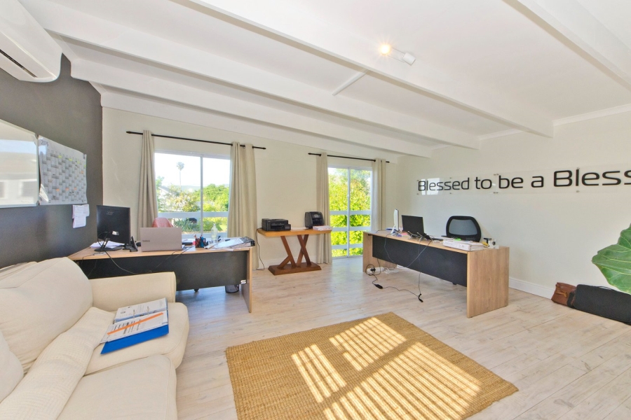 2 Bedroom Property for Sale in Knysna Central Western Cape